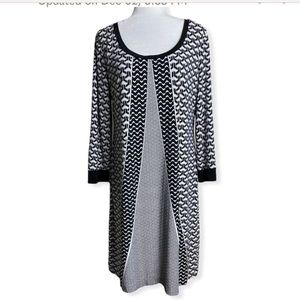 Calvin Klein 3/4 Sleeve Relaxed Sheath Dress